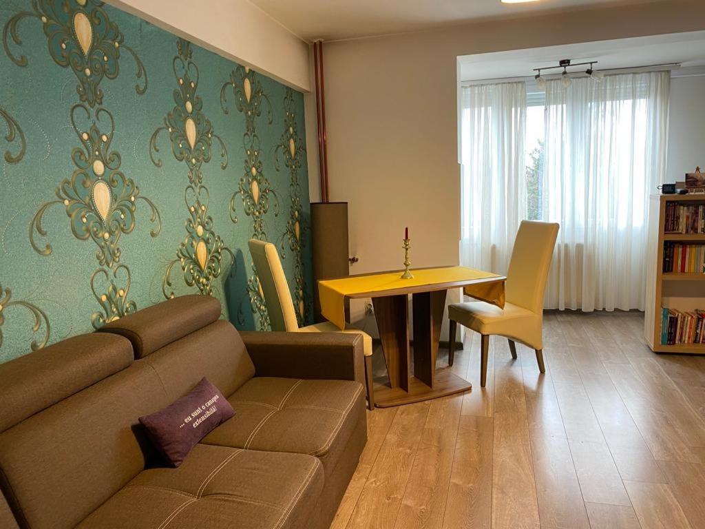 Central Cosy Apart Oradea Apartment Екстериор снимка